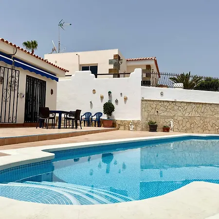 Villa Azul *